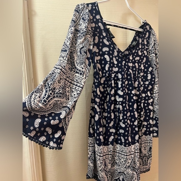 ⚫️ BOGO Blue and white Angie dress with sleeves, size small - Picture 2 of 7